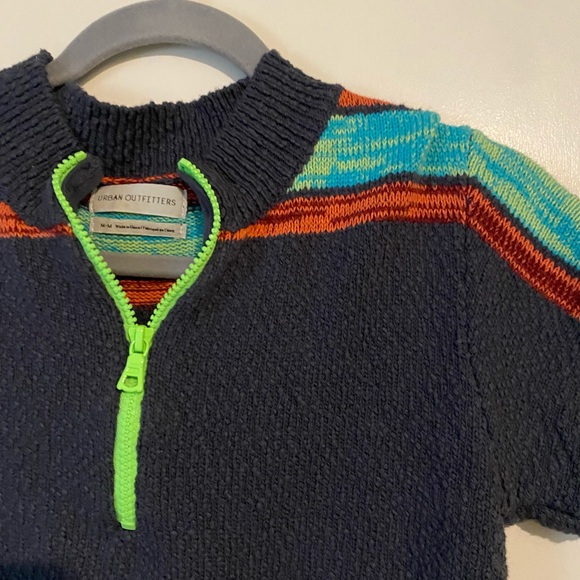 UO CROPPED SWEATER - Picture 2 of 5